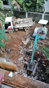 2.8K views | ️ Site Solid Waste Cleaning in Progress Loading construction waste with an excavator into a tipper truck  Proper disposal for a cleaner, safer site environment ♻️✅ #SiteCleaning #WasteManagement #ExcavatorWork #ConstructionCleanup #PiumalPathirana #EngPiumalPathirana #SolidWasteDisposal ️粒 | Eng. Piumal Pathirana | Facebook