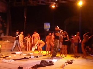 Spring Break stripping game Cancun