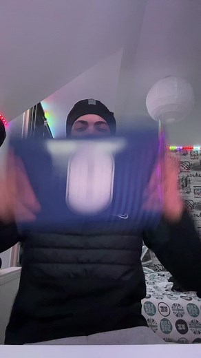 Présentation des maillots de foot à prix réduit