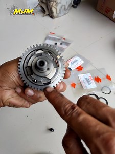 192K views · 3.4K reactions | Biar awet dan bagus karet balancer honda 150 pake karet balancer satria fu #bengkel #otomotif #tutorial | Belajar Mekanik Dari NOL | Facebook