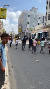 243K views · 3.3K reactions | Degdeg:- Xaalad cakiran oo rasaas in loo adeegsado u dhow ayaa ka taagan Suuqa Blaajo Carab . Halkan oo ah Beyxaani dad ka careysan dhul boob ayaa xirtey. | Munasar Maxamed | Facebook