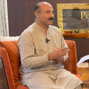 Podcast with CEO Mian Amir Mehmood - Pearl Residencia Toba Tek Singh 🌟 Proper Separation of Commercial and Residential Plots 🎙️ Tune in to our podcast with CEO Mian Amir Mehmood as he discusses the careful planning at Pearl Residencia Toba Tek Singh that ensures commercial properties are distinctively separated from residential plots, creating a harmonious living environment for all residents. 🏢🏡 📞 For more details, Call 0323-8888117 #PearlResidencia #tobateksingh #commercialproperty #Resid