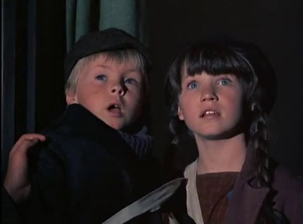 Bedknobs and Broomsticks (1971)