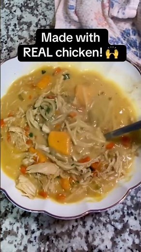 Cambell’s chicken noodle soup WHO?! Made with REAL chicken. 🙌 #soup #souprecipe