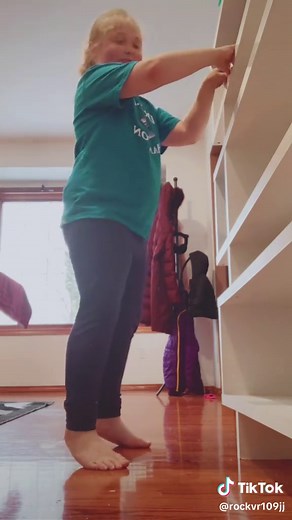 Gorilla monkey rocker (@rockvr109jj)’s videos with original sound - Gorilla monkey rocker