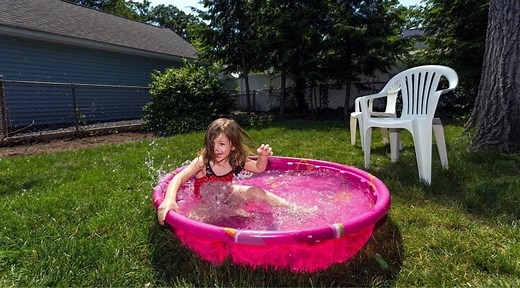 How Big Is A Kiddie Pool: (Plastic & Inflatable) | Fun In The Yard