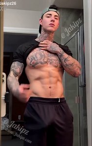 Stroking My Massive Cock and Flexing For You Before Cumming