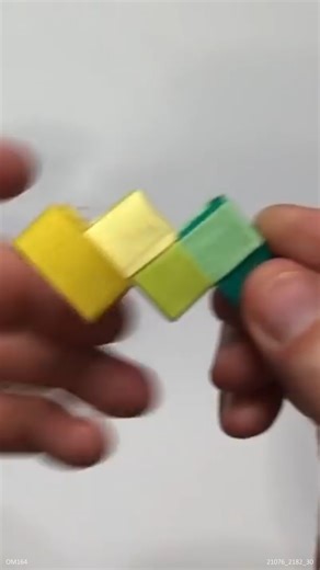 How to Craft a Gum Wrapper Bracelet #bracelet #gumwrapper #rainbow #multicolored | Mx Domestic