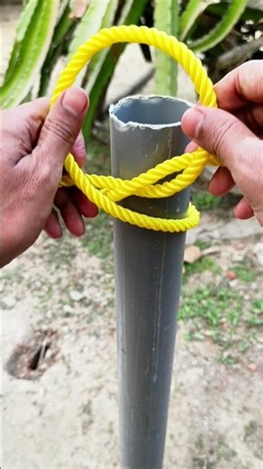 The Easiest Way to Tie a Constrictor Knot!