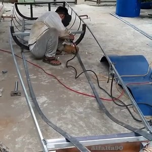 Build boats out of old plastic tanks | SportsAbc