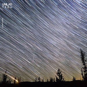 You can see Mars in this timelapse of the Perseids meteor shower | UNILAD Tech