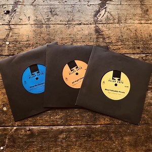 Alloy Cuts come in hot with their fusing blends of disco, funk and soul mashed together with some of the all time greats in the field of hip hop and beats! Carla Marshall takes on Booty Haul! Captain Gloats goes up against The Beastie Boys! Big L vs Booty Haul, what more can you ask for! | Phonica Records | Facebook