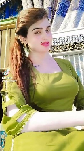 Sexy Big Boob Desi Girl
