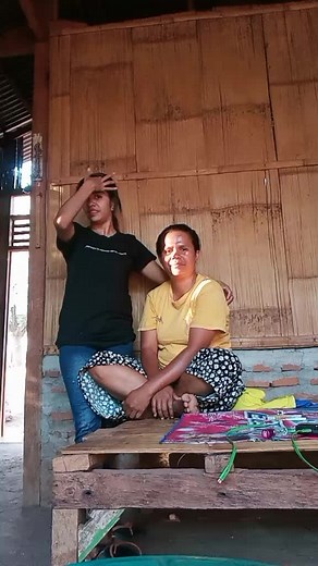 Learning Sign Language Basics Through Gestures