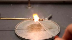 How to make an Oxygen Generator (MnO2_H2O2 Method)