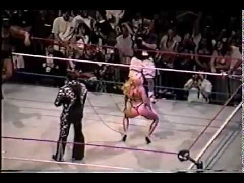 06.28.97 HOUSE SHOW Bikini Contest - Sable vs Sunny vs Marlena vs Chyna (WWE RARE)