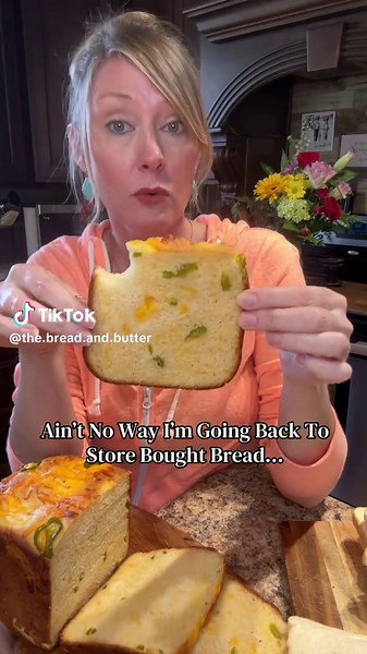 Fresh hot bread everyday! #homemadebread #realfood #freshbread #breadmaker