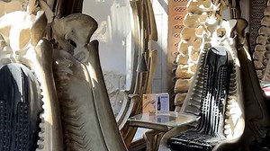 Inside the spine-chilling sci-fi bar inspired by Alien - as fans claim it's an 'unforgettable experience'