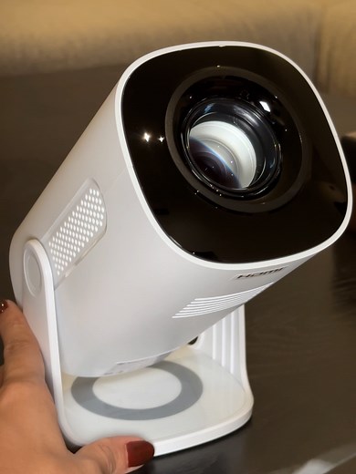 Proyector Steren: Tu Cine en Casa con Pantalla Grande