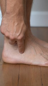 Shown are some exercises you can use during rehab for peroneal tendinopathy! To learn more, click the link in our bio or search “E3 Rehab Peroneal Tendinopathy” on YouTube! #e3rehab •YouTube: @e3rehab •Programs, Blogs & 1-on-1 Coaching: www.e3rehab.com | E3Rehab