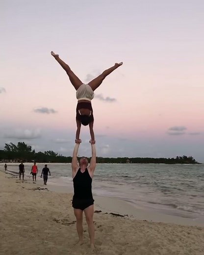Handstand Challenge