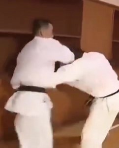 Jiyu Kumite | Karatekas