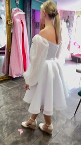 1K views · 30 reactions | A TOTALLY GORGEOUS VEGAS BRIDE!!! Laura had...