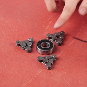 DIY Spinner Using Bike Chain & Zip Ties Thanks for watching! Please be aware that this video is for entertainment purposes only and techniques shown should not be attempted at home! | Girly Panda