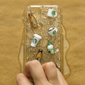 556K views · 906 reactions | 25 totally cool DIY phone cases. ‍♂ | 5-Minute Crafts Teens | Facebook