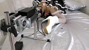 Multiplicência SHEMALE CHASTITY SISSYGASM W/O Ejaculação - Orgasmo de máquina de sexo anal - Modelo Veronica Taboo