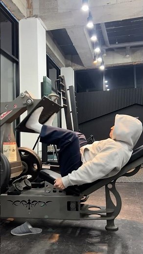 전설의 뉴텍 스쿼트 프레스 입고🔥🔥