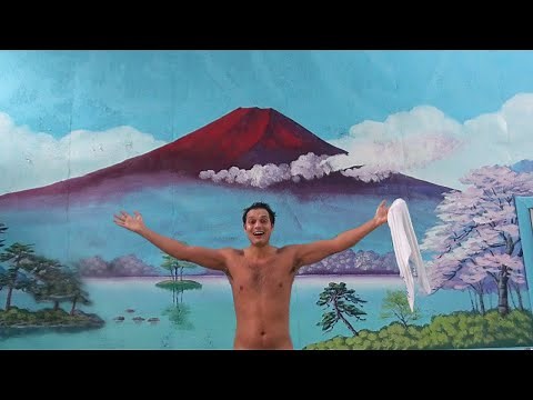 Japanese Public Bathing Exposed: The Naked Truth 日本の銭湯と熊鍋