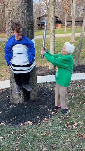 Granny’s Home Alone Self Defense Class 😱 (Part: 2) @coldcutz20