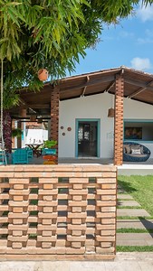 Casa Marina🩵🐚🌴. 🏠Casa Marina . ▶️ 7 Quartos ▶️ Estrutura de Lazer Completa. ▶️ Acomoda 20 pessoas. ▶️ pertinho da praia. Reserve já. 📲 ‪ 55 81 99241‑4484‬ #casadepraia #airbnb #praianordeste #beachdecor #decoração #ferias #serrambi #pontadeserrambi #decoraçãopraia #hospedagem #casanapraia #casamarina #casapraiaserrambi #portodegalinhas #vilanina #casamarinaserrambi | Casa Praia Serrambi