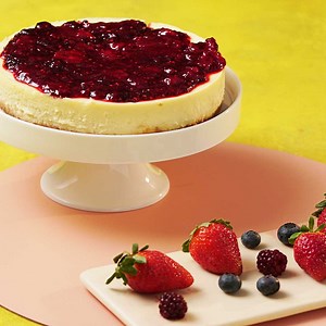 You don't need to turn on your oven to bake a cheesecake — just use your slow cooker! | Tastemade