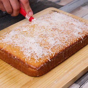 46K views · 676 reactions | They call it the softest cake in the world! Ready it in 5 minutes | Recipes Learn | Facebook