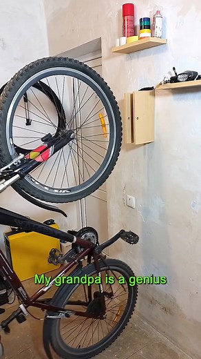 109-Year-Old Grandpa’s 9 Clever Bicycle Repair Hacks