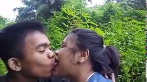 Cipokan di kebun sama pacar tersayang