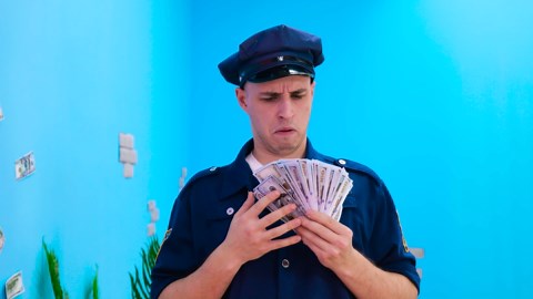 Rich, poor, and ultra wealthy in unique life changes! Hilarious situations by 123GO!SCHOOL