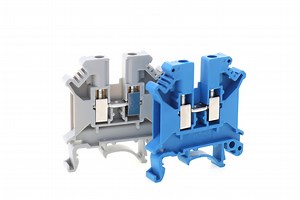 [Hot Item] Conectores de terminales de riel DIN Utl Electric 4mm² Bloque de terminales conectados por tornillo PA66 Conector de terminal de abrazadera