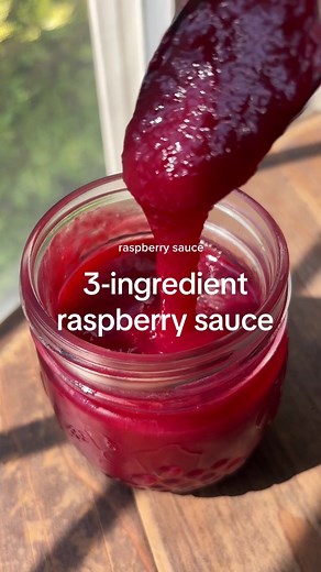 Easy 3-Ingredient Raspberry Sauce Recipe