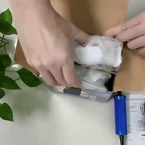 Solar Floating Pool Lights, 14" Pool Lights That Float with RGB Color Changing Inflatable Waterproof Solar Pool Lights for Swimming Pool Hangable Solar Pool Balls for Beach Garden Pathway (2 Pcs)