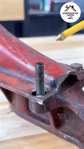 6.5K views · 3 comments | Nut trick for easy stud removal!  #lifehack #handcraftedhacks #repairhack #quickfix #easyhack #handytips #diyhack | Handcrafted Hacks | Facebook