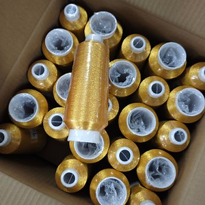 [Hot Item] 150d/1 125g Colorful Rayon Core Metallic Embroidery Thread