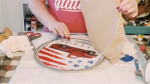 DIY Dollar Tree patriotic clothes pin door hanger | Windy City Crafts