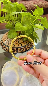 Gold niye aschii 🤗 24 26 28 can wear | Queen Mart