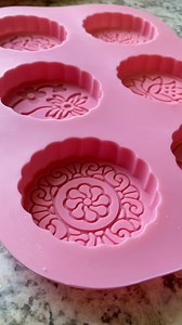 190K views · 1.9K reactions | Did anyone else go see Barbie and have the realization that they’re Weird Barbie? 藍 I figured we could go with this hot pink for todays video just for fun. These were some wax melt mini loaves that I made as a custom a few weeks ago!  #pinkaesthetic #glittery #satisfying #pouringart #waxmeltmaking #reels | The Starlit Corner | Facebook