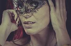 boudoir venetian masked mascherata brunett misterioso veneziana sensuale maschera mysterious masquerade