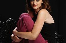 alexis bledel gilmore rory barefoot photoshoots