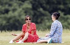 melanie sykes summery park fappeningbook slips pal chic primrose rode toned sat sizzling physique